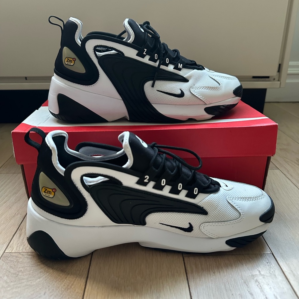 Nike Zoom 2K Sneakers (Women’s 10 // Men’s 8.5)